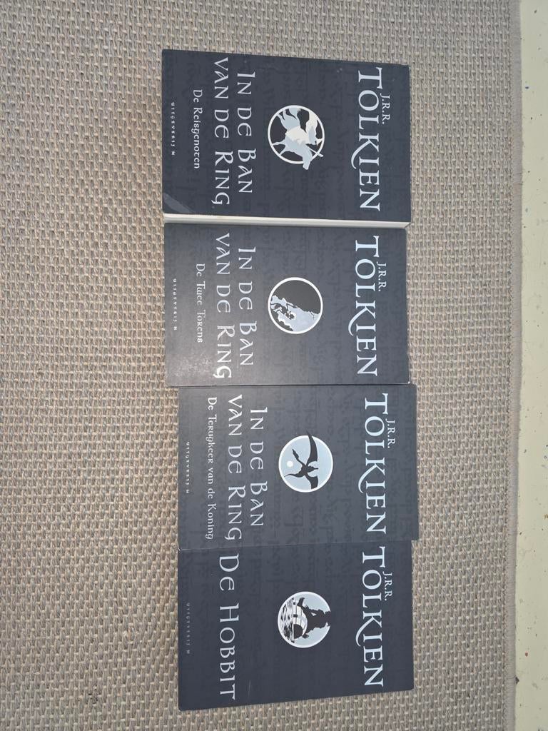 In de ban van de ring + van Hobbit