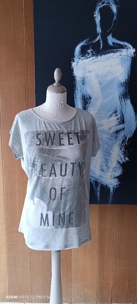 Tee-shirt gris visage Yessica T.M. 👕, Manches courtes, Taille 38/40 (M), Gris, Enlèvement ou Envoi