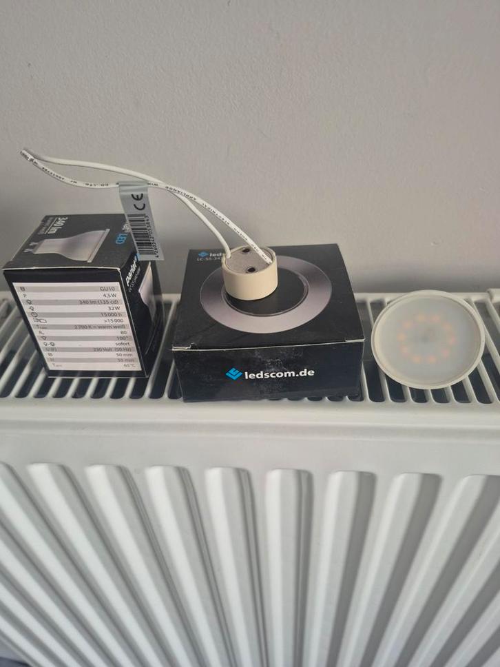 Lot de Spots LED encastrables GU10 - Aluminium brossé - État, Maison & Meubles, Lampes | Spots, LED