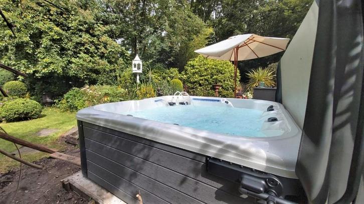 Nieuwe/compacte jacuzzi  6 pers 3 pompen volledige optie, Sport en Fitness, Fitnessapparatuur, Nieuw, Ophalen
