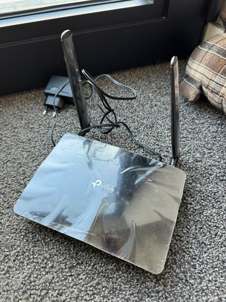 TP link 4g router NIEUW!, Audio, Tv en Foto, Televisiebeugels, Ophalen, Zo goed als nieuw