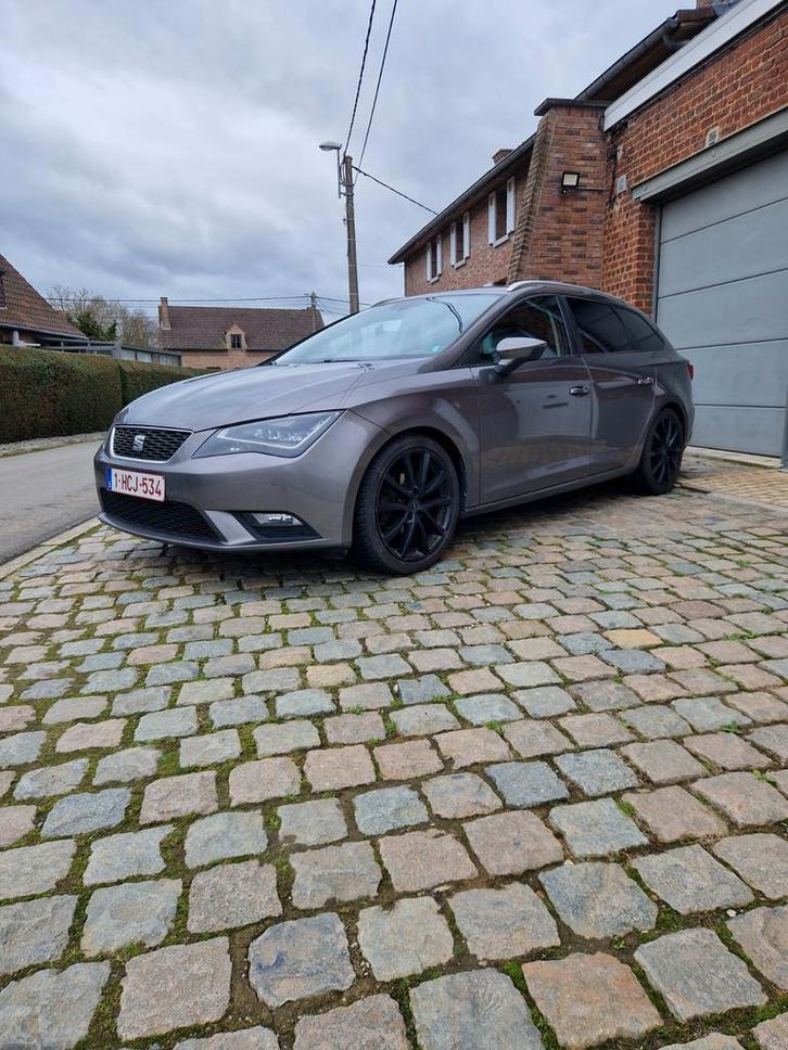 Seat Leon ST 1.6TDI Style, Autos, Audi, Particulier, Radio, Essence, Enlèvement