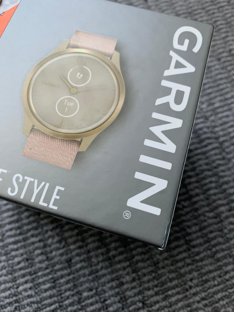 Garmin VivoMove Style, Garmin, Ophalen of Verzenden, Zo goed als nieuw, Roze