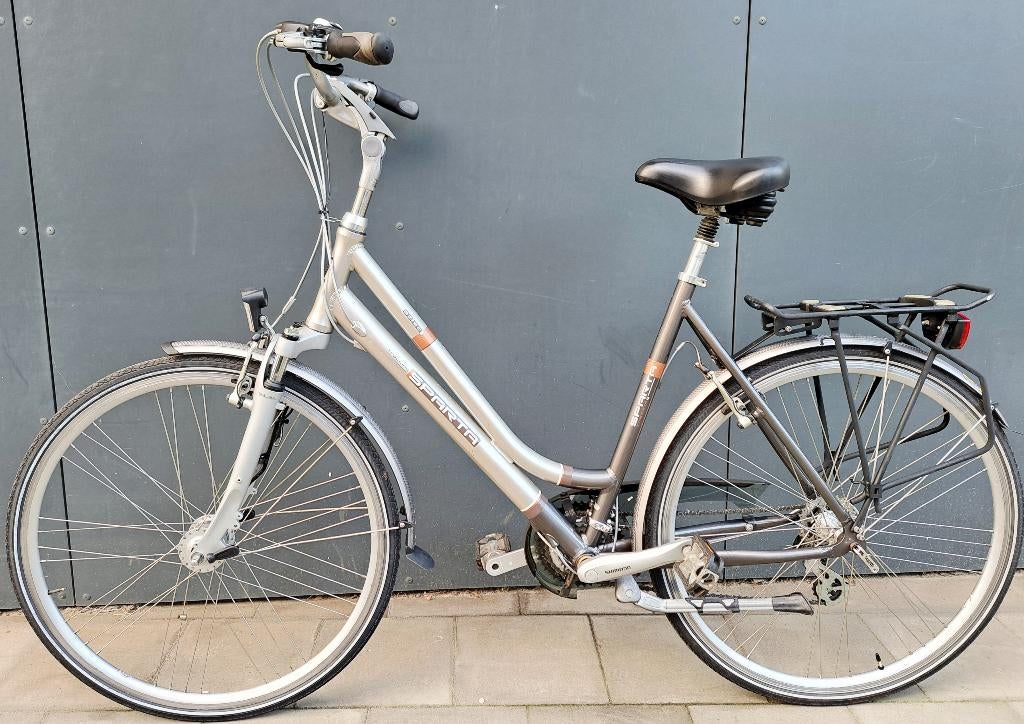 Sparta Trekking/Touring bike 28" prix250€ 048981/3734, Vélos & Vélomoteurs, Accès (extra) bas, Sparta, Frein sur jante, 53 à 56 cm