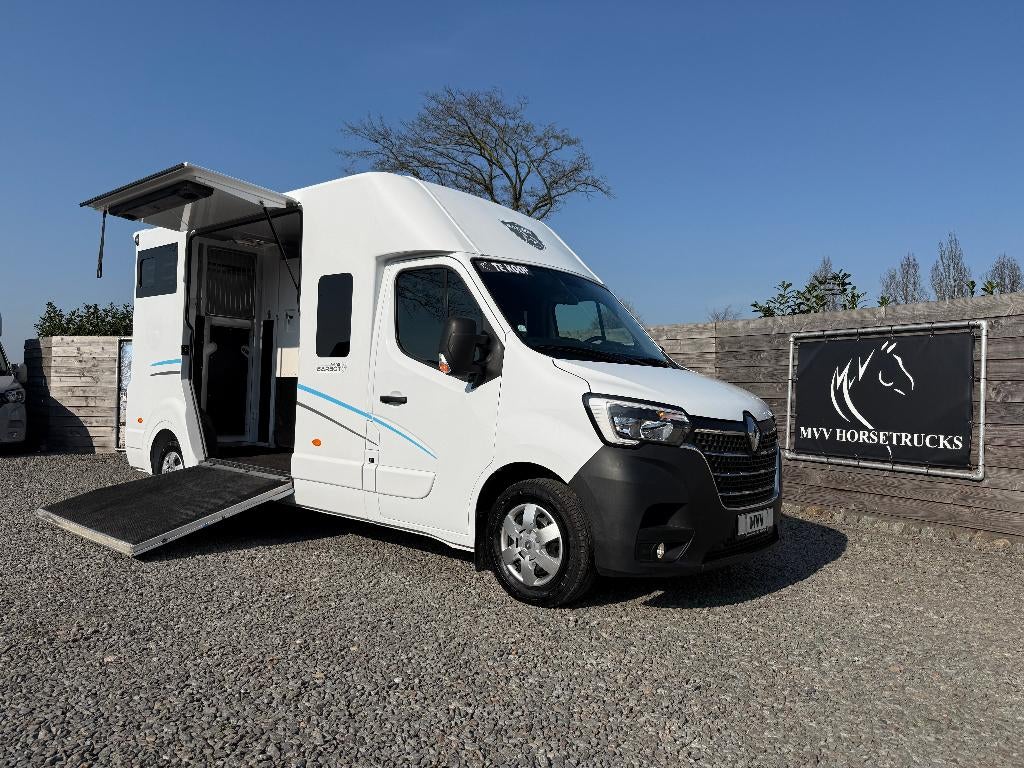 Renault Master PAARDENWAGEN | HORSETRUCK | BARBOT | STALLION, Ophalen, Zo goed als nieuw, Overige materialen, Overige typen