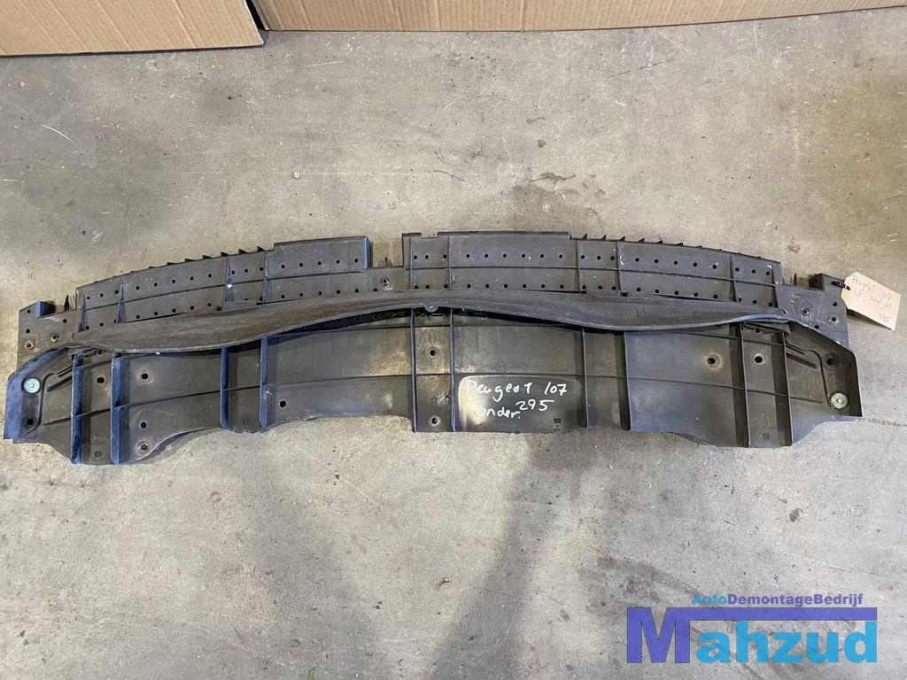 PEUGEOT 107 C1 AYGO Bumpersteun onder 2005-2014, Taurusavenue 1
2132 LS  Hoofddorp, NL, Gebruikt, Contact.group@renault.com, Stellantis N.V.