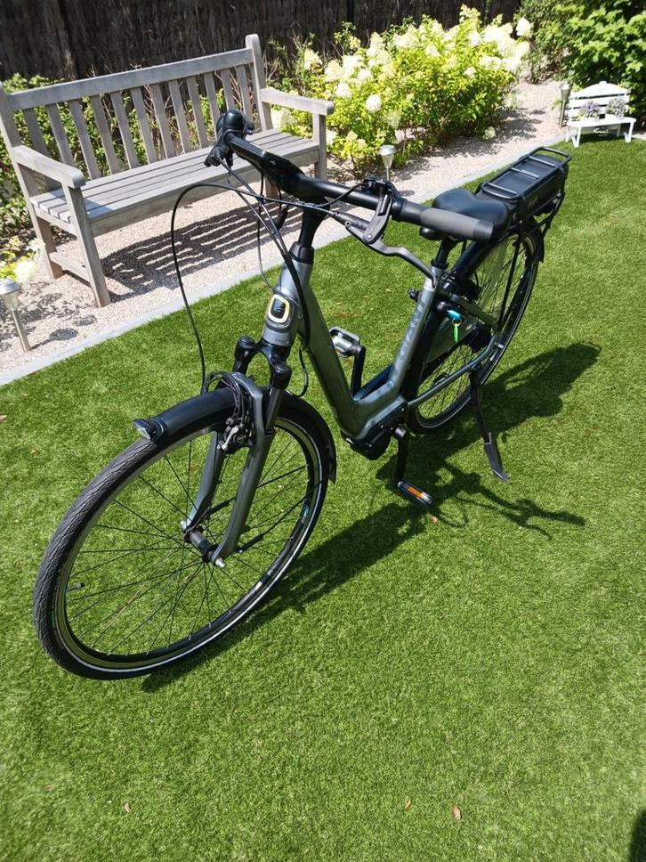 Elektrische damesfiets merk Giant te koop.maat S, Fietsen en Brommers, Elektrische fietsen, Giant, Ophalen