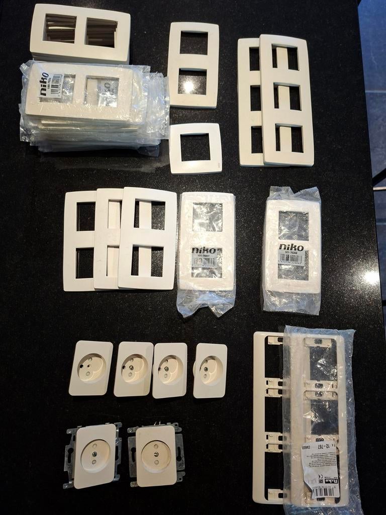 Niko-hardware, Doe-het-zelf en Bouw, Elektriciteit en Kabels, Nieuw, Overige typen, Ophalen of Verzenden