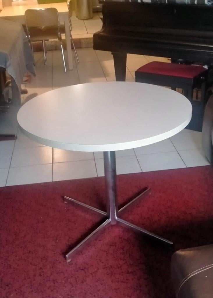 Table ronde blanche + verre trempé (acheté 150e), Antiquités & Art, Enlèvement