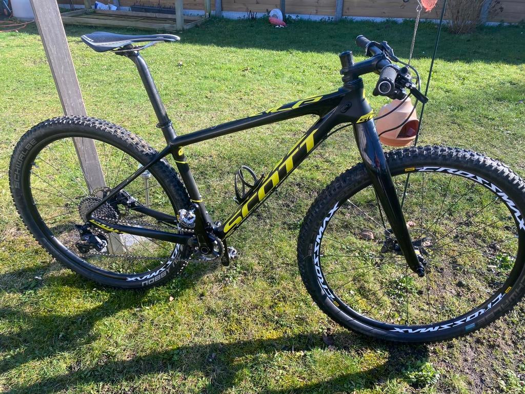 Scott rc scale met beetje werk aan, Fietsen en Brommers, Ophalen, Gebruikt