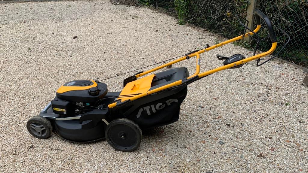 Stiga Combi grasmaaier (HONDA), Ophalen, Cirkelmaaier, Versnellingen, Zo goed als nieuw