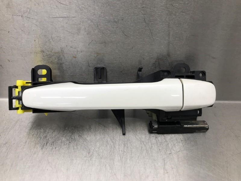 POIGNEE EXTÉRIEURE DROIT Toyota iQ (01-2009/12-2015), Autos : Pièces & Accessoires, Carrosserie & Tôlerie, Toyota, Droite, Utilisé