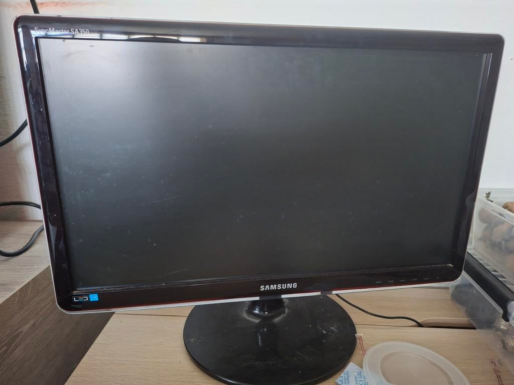 Samsung monitor 24 inch, Computers en Software, Ophalen