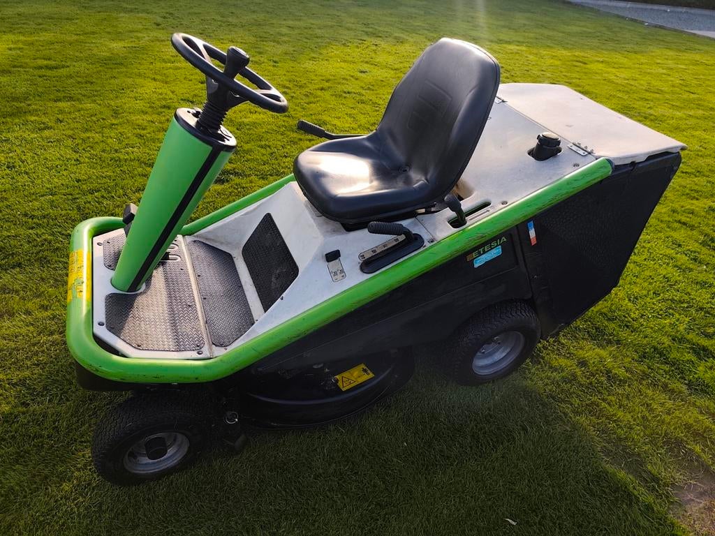 Zitmaaier etesia/Kawasaki, Jardin & Terrasse, Etesia, Enlèvement, Utilisé, Moins de 90 cm