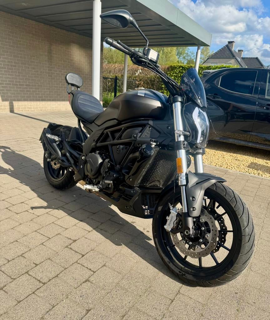 Benelli 502c, Motoren, Motoren | Benelli, Particulier, Toermotor, 12 t/m 35 kW, 2 cilinders, Minimaal motorrijbewijs A2, ABS, Handgeschakeld