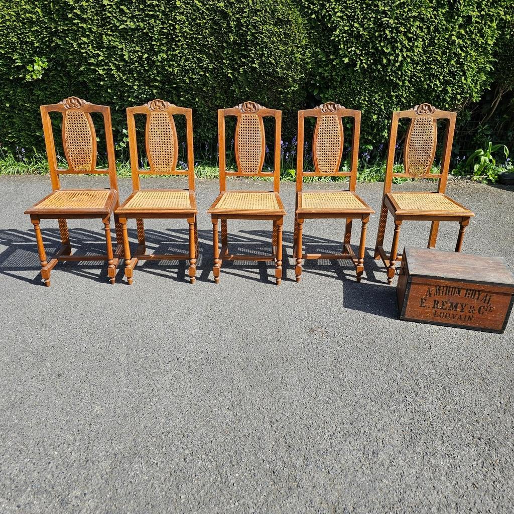 Rotan. Antiek. Houten stoel., Antiek en Kunst, Antiek | Meubels | Stoelen en Sofa's, Ophalen