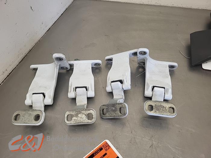 Kit charnières d'un Ford Transit Connect, -, 3 mois de garantie, -, -
