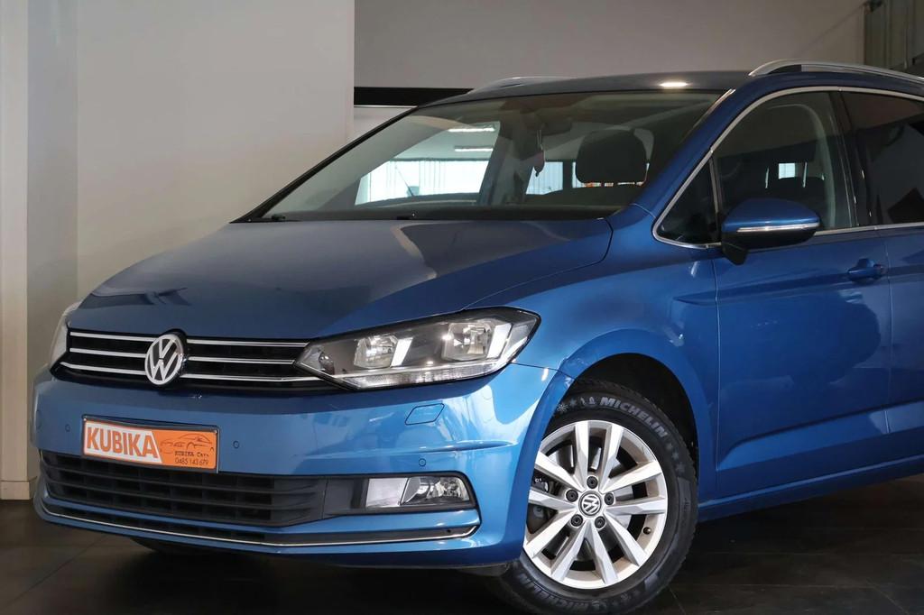 Volkswagen Touran Touran 1.6 TDi SCR Highline ACC Camera Gar, Autos, Volkswagen, Cuir, https://public.car-pass.be/vhr/32626667-e007-4d89-9e5f-51b9b7285475