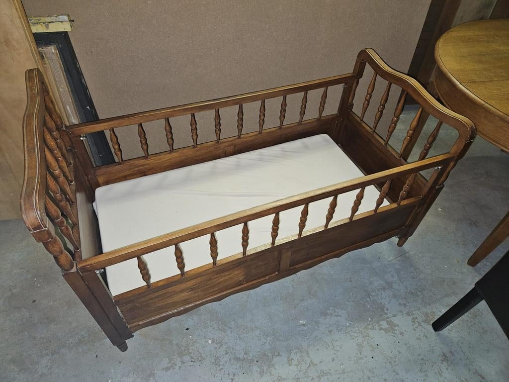 Lit enfant, Antiquités & Art