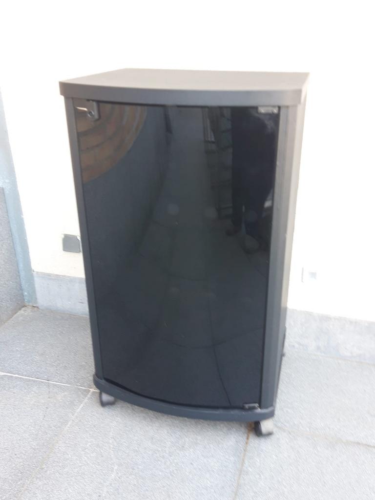 TV kast, Ophalen, Zo goed als nieuw