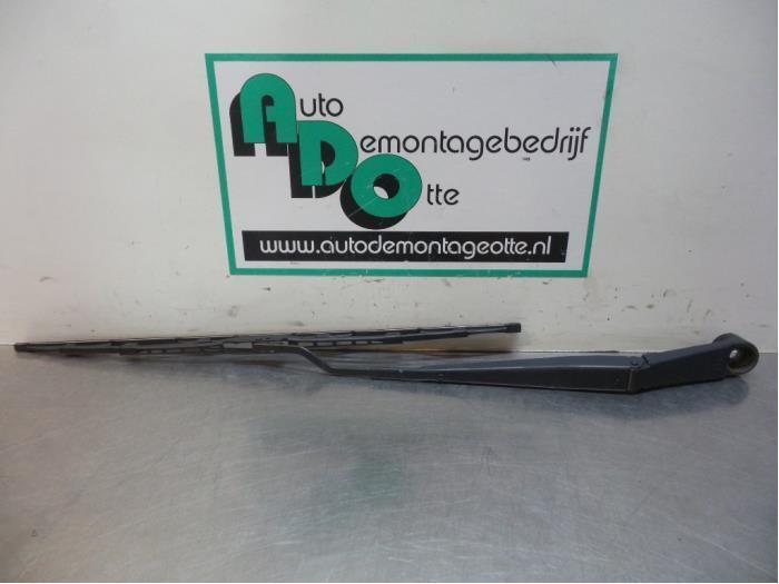 Bras essuie-glace avant d'un Kia Picanto (Picanto 11-), Autos : Pièces & Accessoires, Vitres & Accessoires, Kia, Utilisé, 3 mois de garantie
