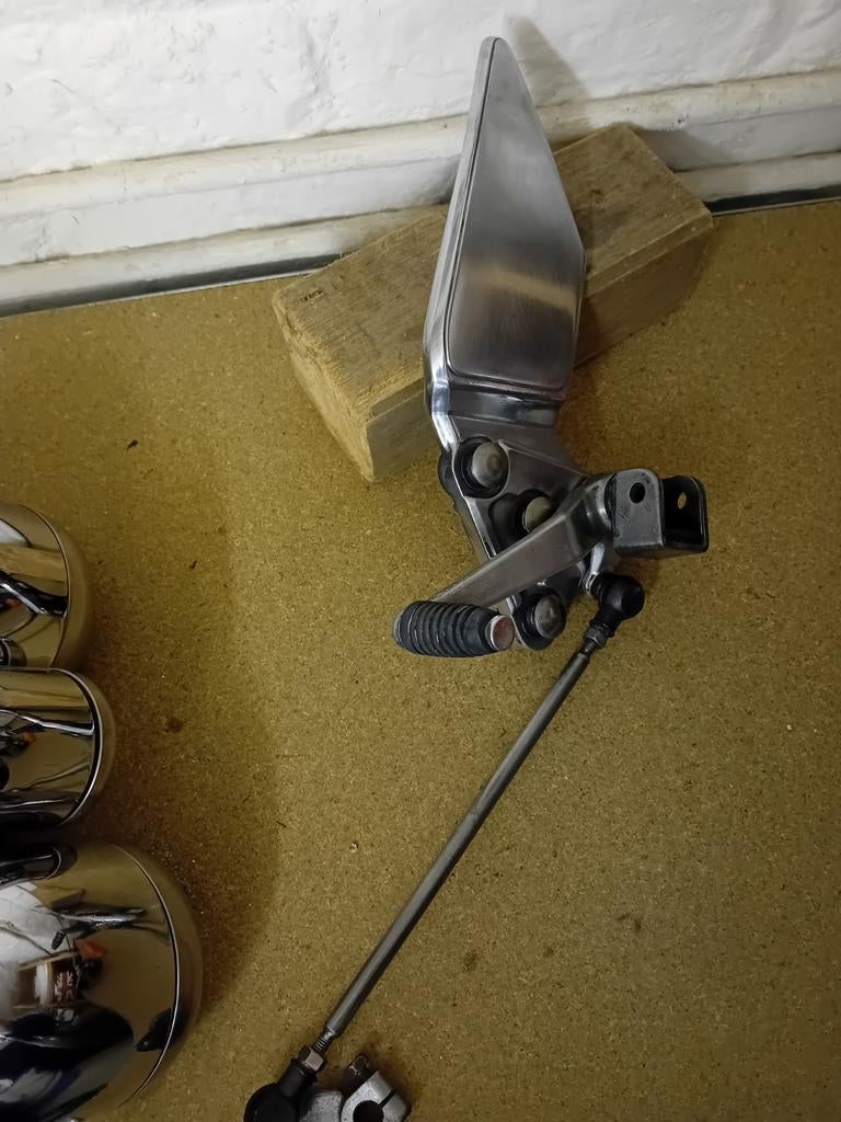 Suzuki bandit mk1 1200 voetschakelplaat met  overbrenging.., Motoren, Ophalen