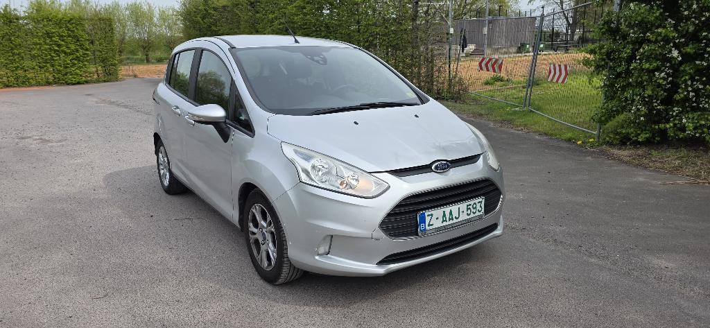 Le wagon Ford B Max parcourt parfaitement 153000 km, Achat, Entreprise, 5 portes, 5 places
