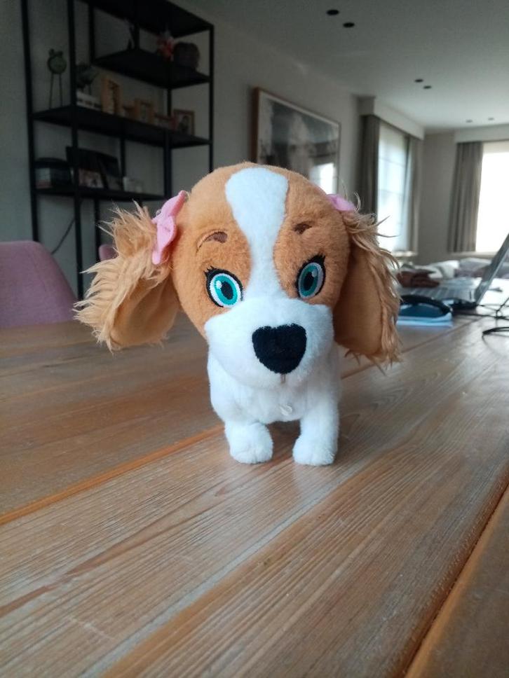 Interactief hondje Lola, Enfants & Bébés, Jouets | Peluches, Utilisé, Chien, Enlèvement ou Envoi