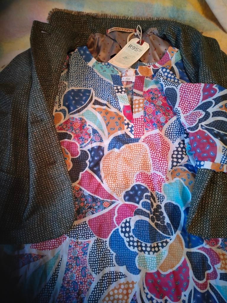 Jurk en vest, Vêtements | Femmes, Bonnets, Écharpes & Gants, Enlèvement, Neuf