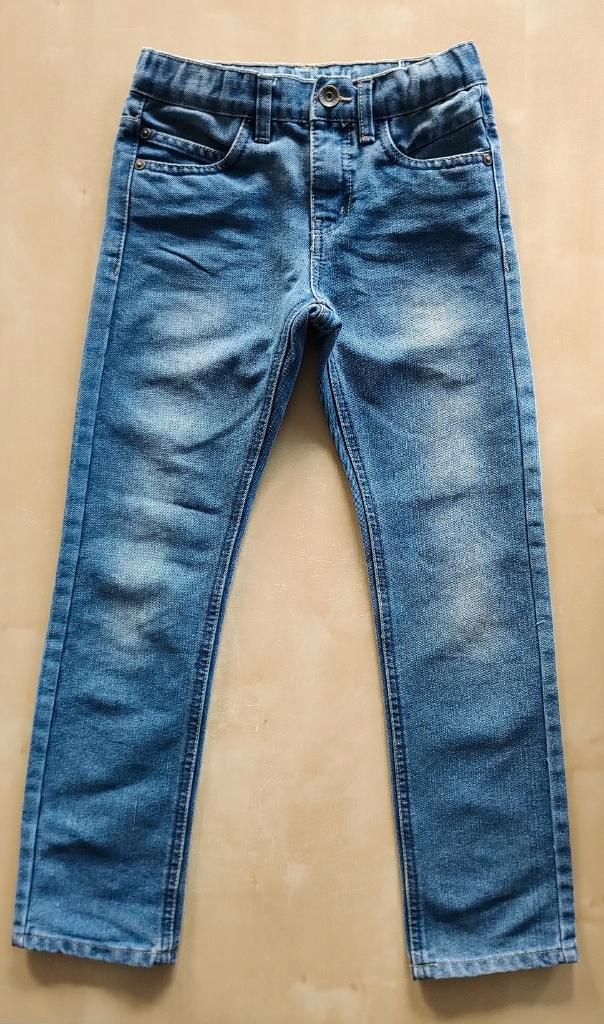 Mooie blauwe jeans, maat 134, Kinderen en Baby's, Kinderkleding | Maat 134, Zo goed als nieuw, Jongen, Broek, Ophalen of Verzenden