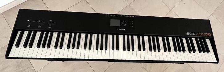 Studiologic sl88 Studio + Hoes (prijs overeen te komen), Muziek en Instrumenten, Keyboards, Zo goed als nieuw, 88 toetsen, Overige merken