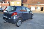 Toyota Yaris 1.3 benzine + waarborg, Stof, Zwart, 4 cilinders, Elektrische ramen