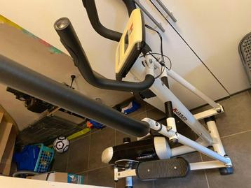 Crosstrainer Hammer in heel goede staat doe een bod beschikbaar voor biedingen