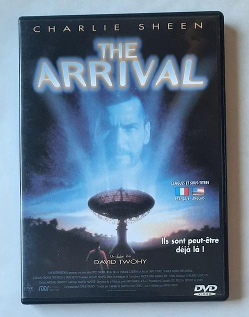 The Arrival (Charlie Sheen) comme neuf, CD & DVD, DVD | Science-Fiction & Fantasy, Comme neuf, Science-Fiction, Enlèvement ou Envoi