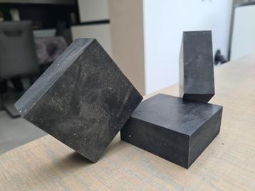 TE KOOP RUBBER 30 mm beschikbaar voor biedingen