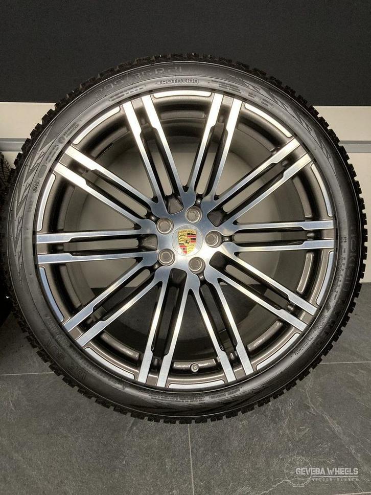 21” originele Porsche Macan Turbo III velgen + winterbanden, Auto-onderdelen, Banden en Velgen, Banden en Velgen, Winterbanden