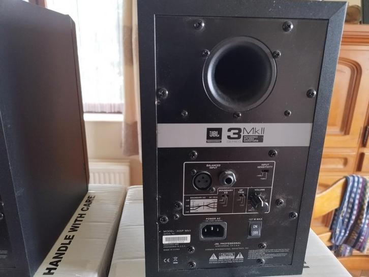 JBL 305 MKII-luidsprekers, Audio, Tv en Foto, Luidsprekerboxen, Gebruikt, Front, Rear of Stereo speakers, 60 tot 120 watt, JBL