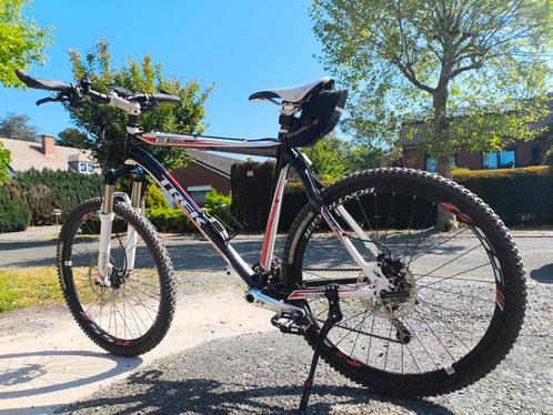 Trek Serie 8000 excellent état !, Fietsen en Brommers, Fietsen | Mountainbikes en ATB, Trek, Ophalen