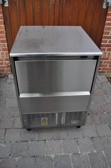 GGM Gastro ijsblokjesmachine EWMI99 beschikbaar voor biedingen