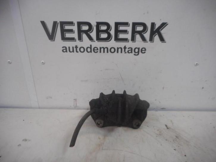 REMKLAUW LINKS VOOR Volvo 440 (01-1988/12-1996), Auto-onderdelen, Remmen en Aandrijving, Volvo, Gebruikt