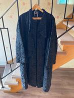 Astrakan pelsmantel, Ophalen, Zo goed als nieuw, Maat 42/44 (L), Zwart