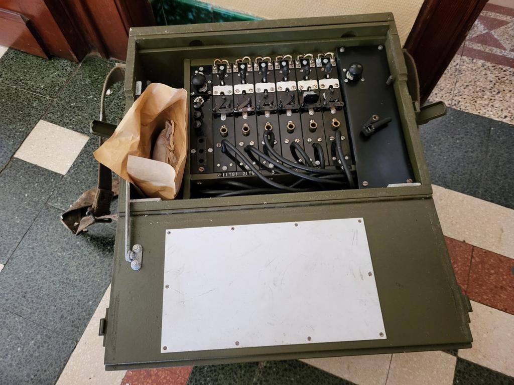 centrale téléphonique, France années 60, Enlèvement