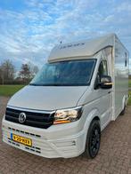 Nieuwstraat Volkswagen paardenwagen! 2022 - 17.000KM!, Animaux & Accessoires, Chevaux & Poneys | Semi-remorques & Remorques, Enlèvement