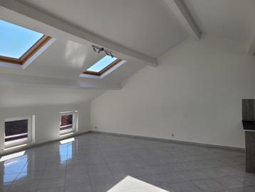 A LOUER APPARTEMENT 2 CHAMBRES   beschikbaar voor biedingen
