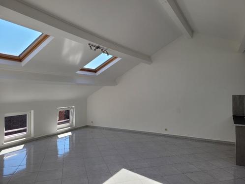A LOUER APPARTEMENT 2 CHAMBRES, Immo, Huizen te huur, Provincie Henegouwen, Appartement, Direct bij eigenaar, B