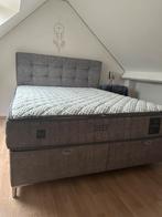 Très neuf, très peu utilisé. je déménage 160-200cm, Maison & Meubles, Chambre à coucher | Lits boxsprings