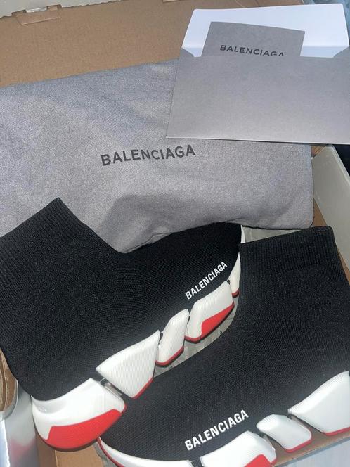 Boite balenciaga speed trainer hotsell