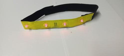 Brassards lumineux lorsque vous faites du vélo  promenez vot, Fietsen en Brommers, Fietsaccessoires | Fietskleding, Nieuw, Bovenkleding