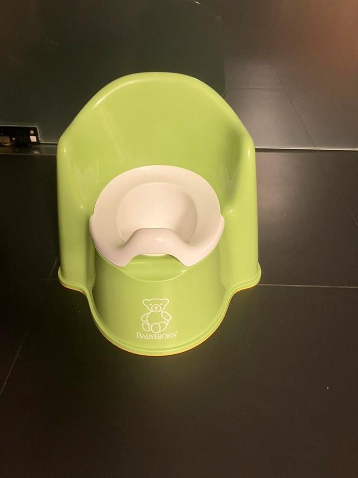 BABYBJÖRN Plaspotje Zetel - groen wit, Kinderen en Baby's, Badjes en Verzorging, Zo goed als nieuw, Ophalen