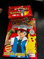 Zeldzaam Pokemon merlin box 100zakjes met leeg album, Ophalen of Verzenden, Zo goed als nieuw, Meerdere stickers
